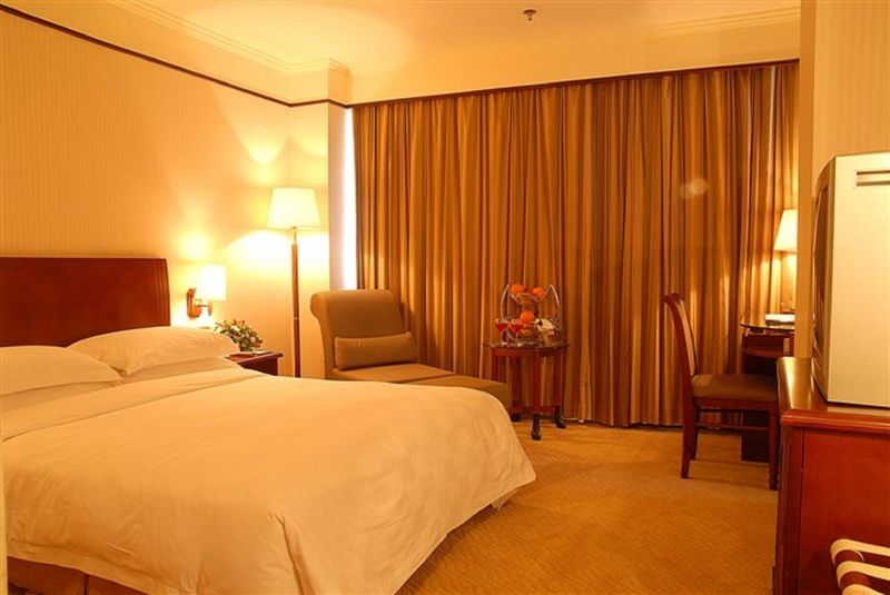 Royalty Hotel Shenzhen Buitenkant foto