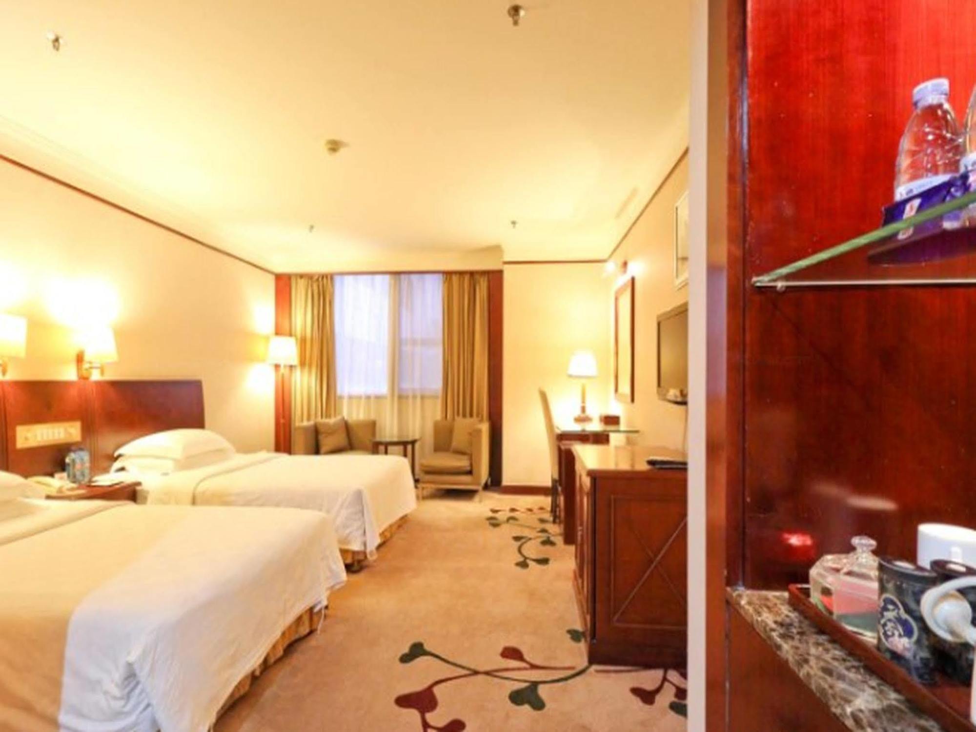 Royalty Hotel Shenzhen Buitenkant foto